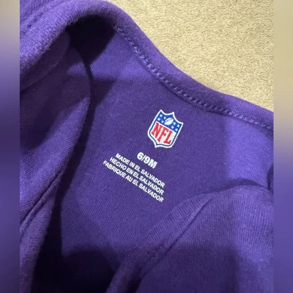 Minnesota Viking NFL Football Onesie - Picture 3 of 3